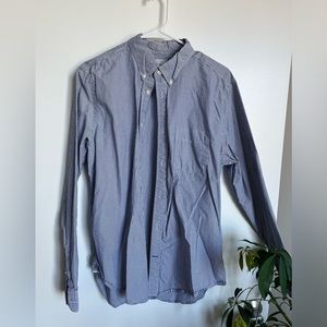 Gap button down shirt blue and white stripe slim fit size large
